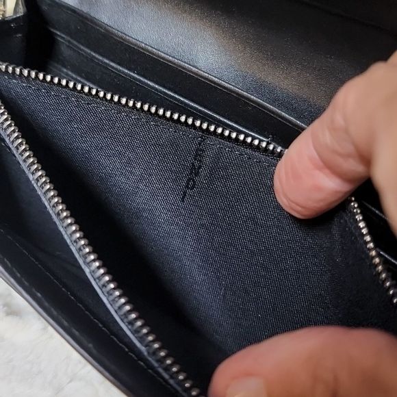 Fendi Mini studded crossbody bag/ wallet/ wristlet - Picture 13 of 14